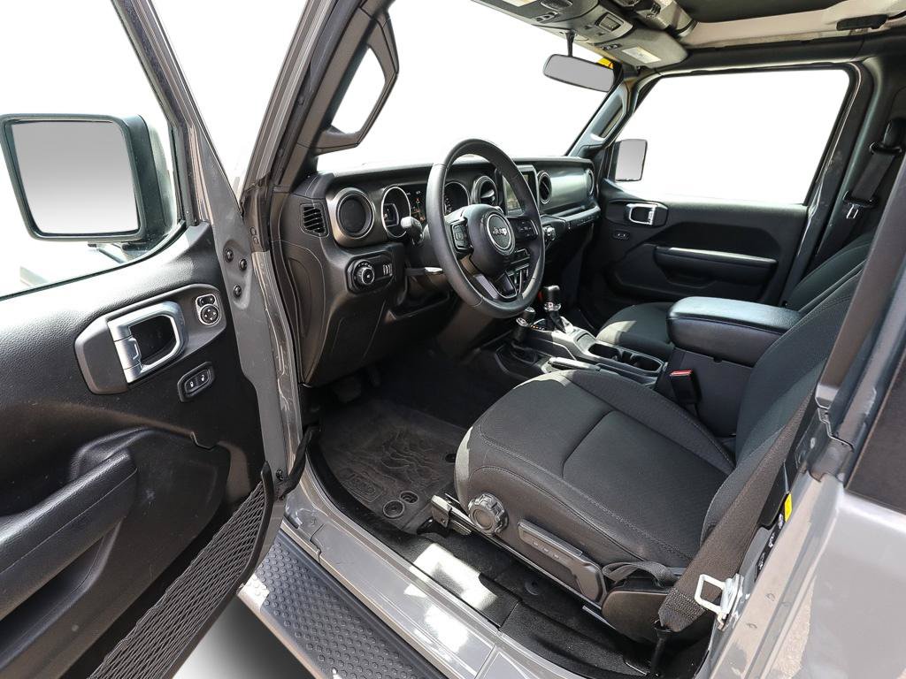 Used 2023 Jeep Wrangler Sport AWD/4WD image 12