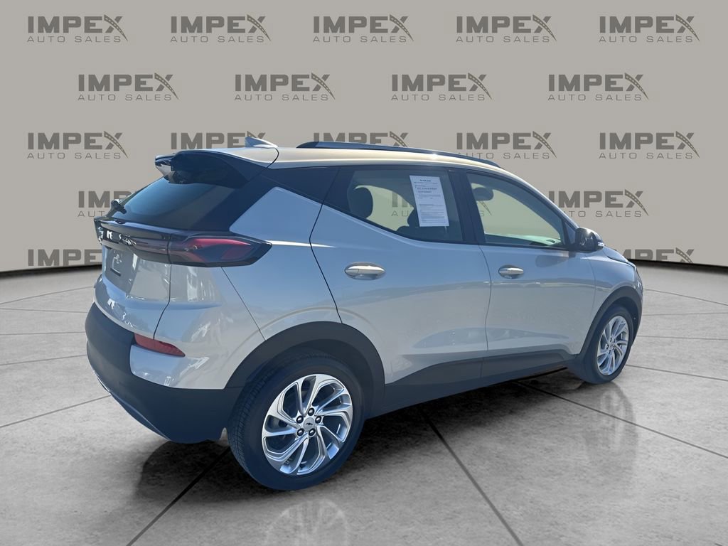 Used 2022 Chevrolet Bolt EUV LT image 5