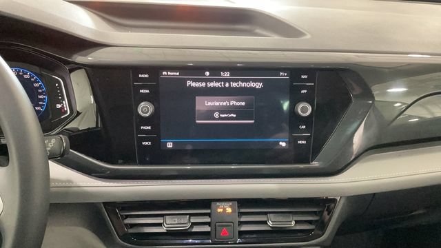 Used 2024 Volkswagen Taos SEL AWD/4WD image 17