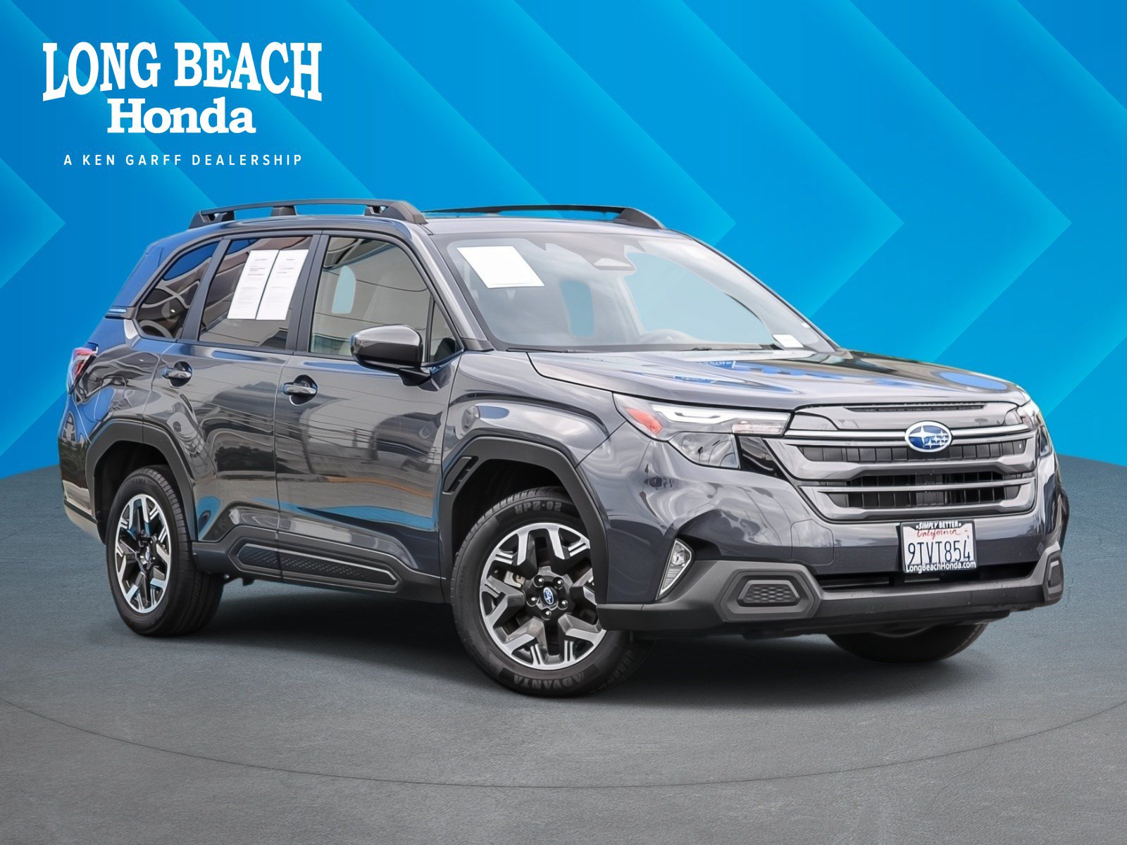 Used 2025 Subaru Forester Premium w/ Convenience Package #1