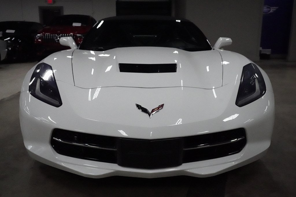Used 2019 Chevrolet Corvette Stingray Convertible w/ 2LT Preferred Equipment Group RWD image 8