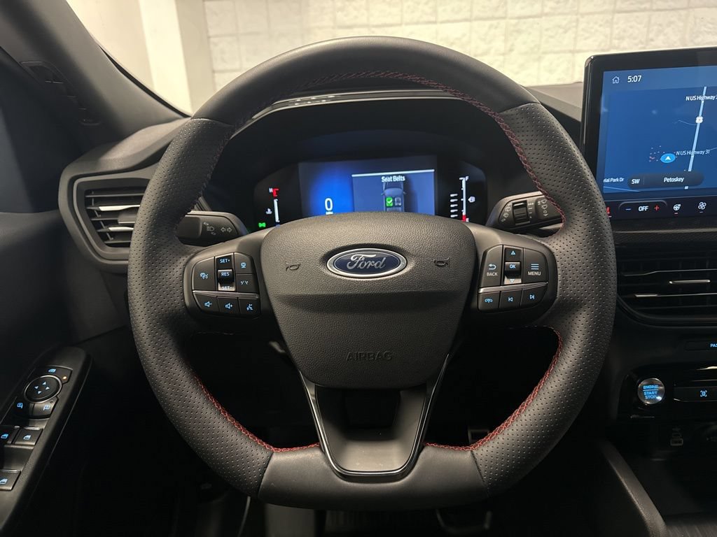 Used 2024 Ford Escape ST-Line w/ Tech Pack #1 AWD/4WD image 17