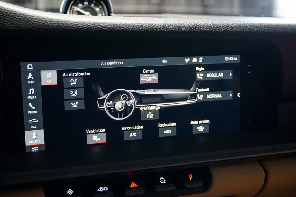 Used 2021 Porsche 911 Carrera image 25