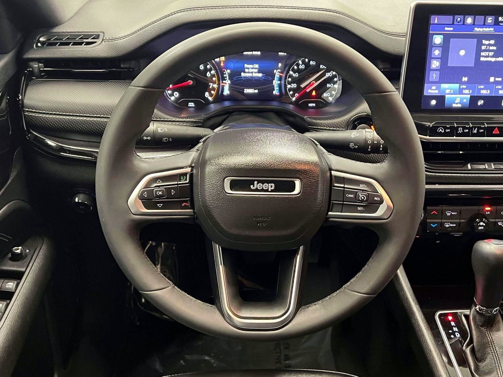 Used 2022 Jeep Compass Latitude AWD/4WD image 15