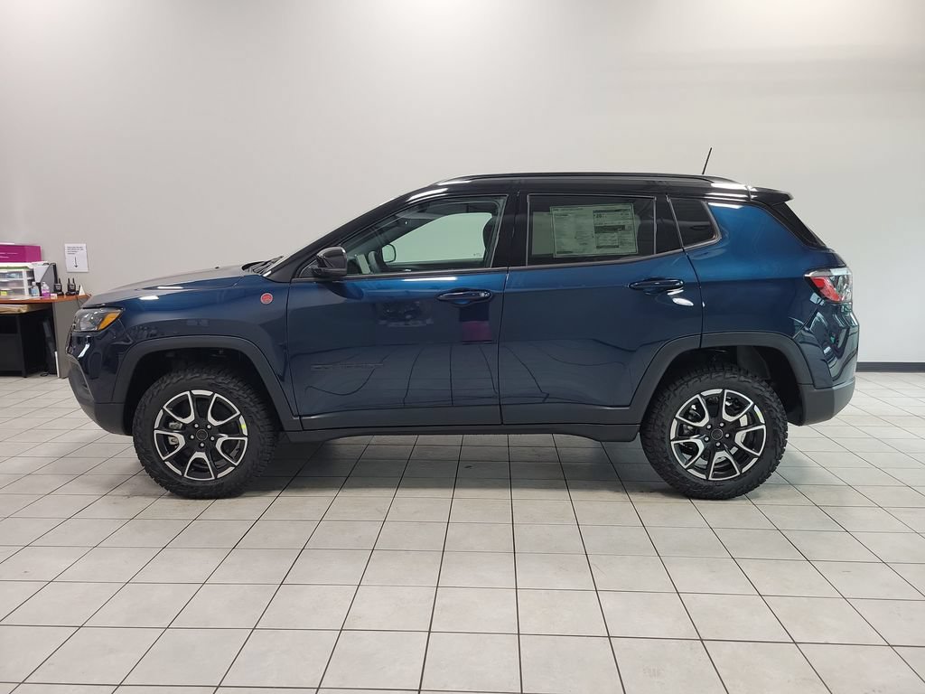 New 2026 Jeep Compass Trailhawk AWD/4WD image 5