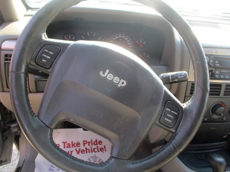 Used 2001 Jeep Grand Cherokee Laredo AWD/4WD image 13
