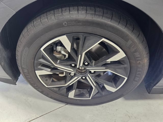 Certified 2024 Hyundai Sonata SEL FWD image 17
