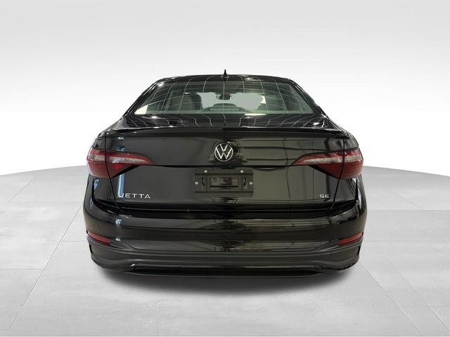 Used 2024 Volkswagen Jetta SE FWD image 6