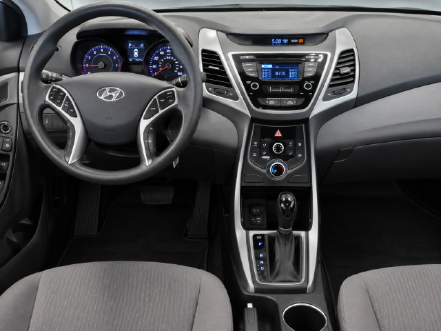 Used 2016 Hyundai Elantra SE FWD image 9