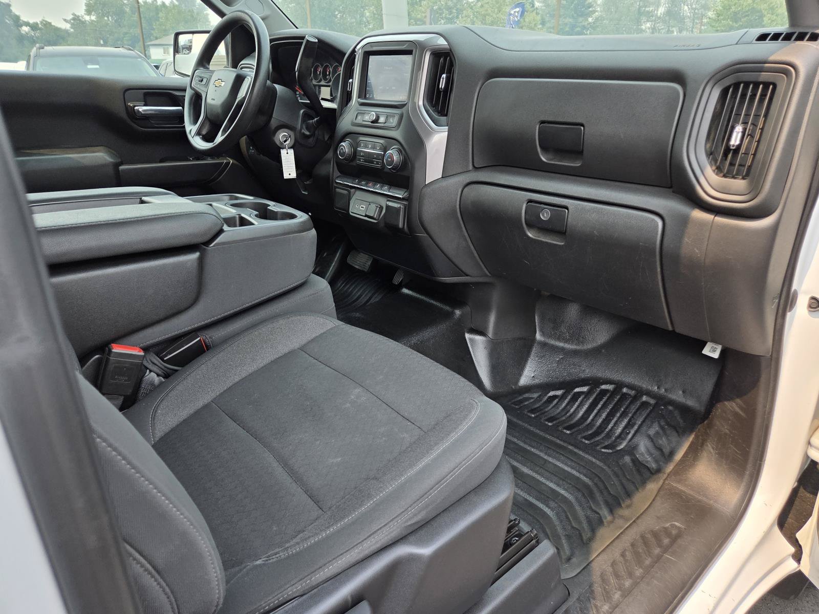 Used 2021 Chevrolet Silverado 1500 W/T w/ WT Value Package AWD/4WD image 21