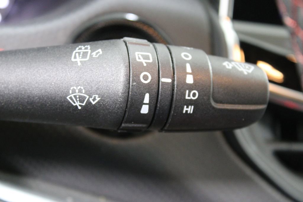 Used 2025 Jeep Compass Trailhawk image 27