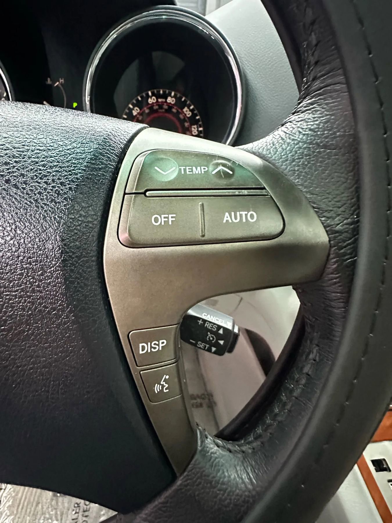 Used 2010 Toyota Highlander Limited image 17