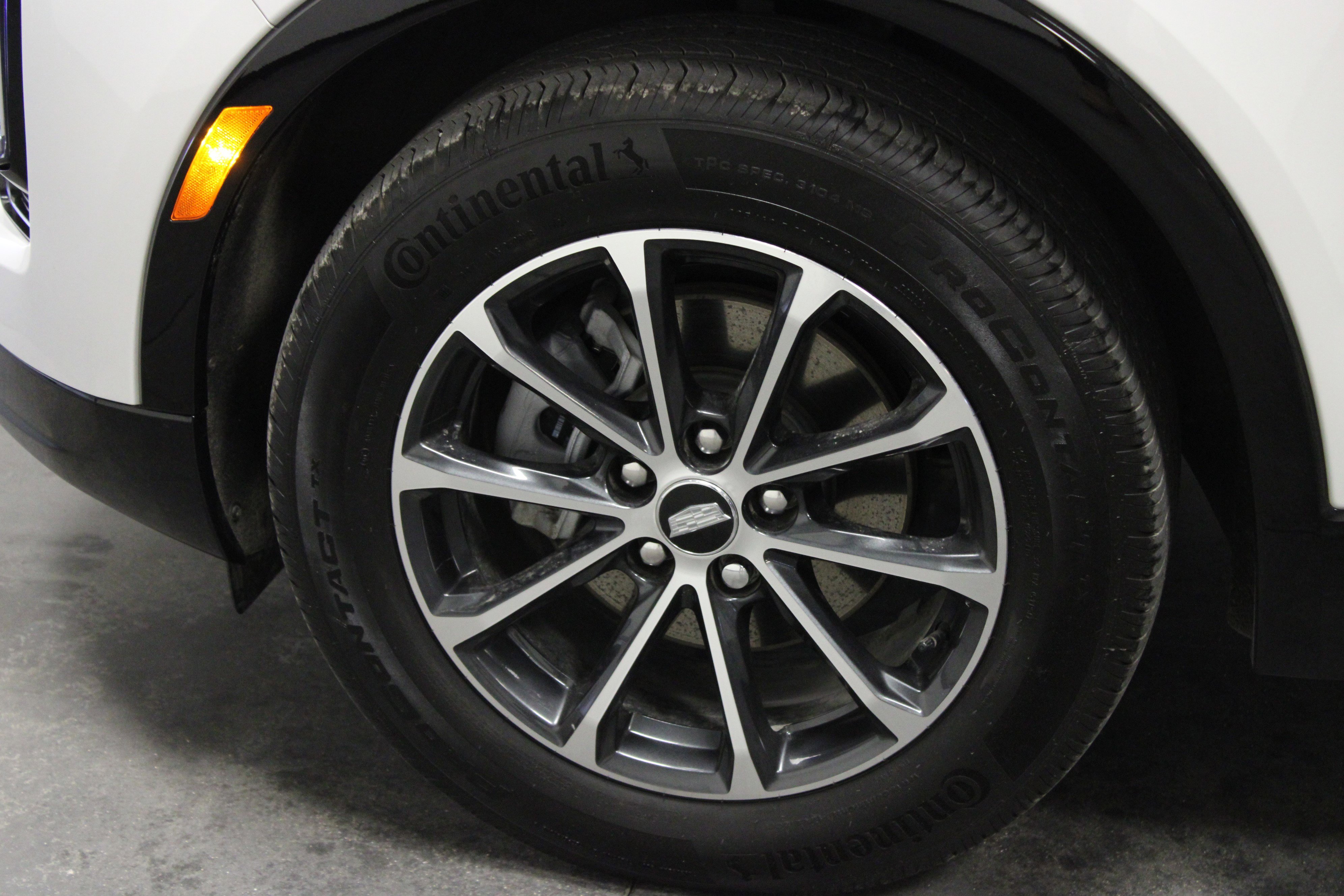 Used 2024 Cadillac XT4 Sport image 10