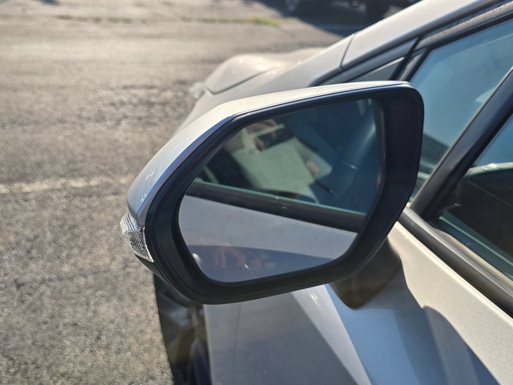 Used 2023 Toyota Corolla SE FWD image 23