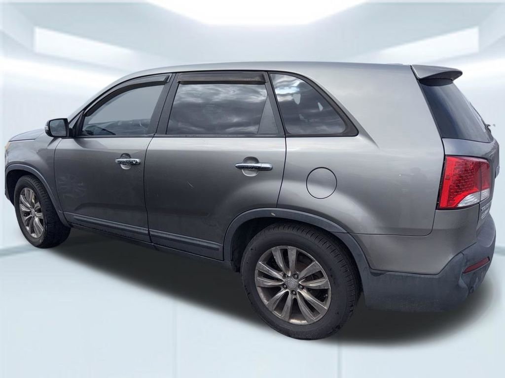 Used 2011 Kia Sorento EX w/ Limited Pkg image 16