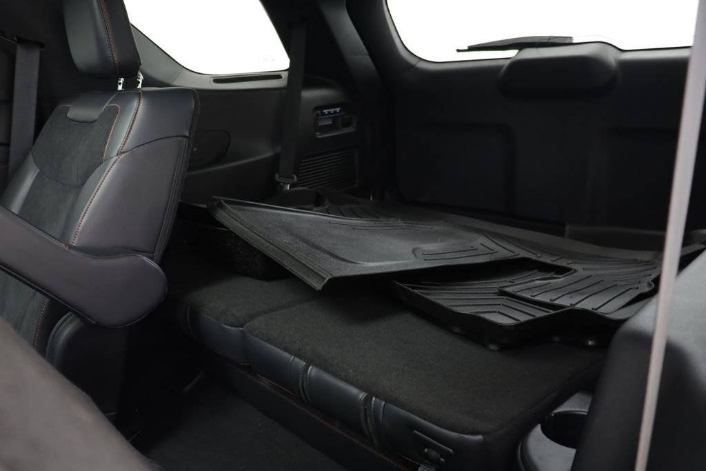 Used 2025 Ford Explorer ST w/ Sun And Sound Package image 14