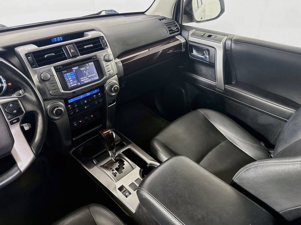 Used 2014 Toyota 4Runner Limited AWD/4WD image 23