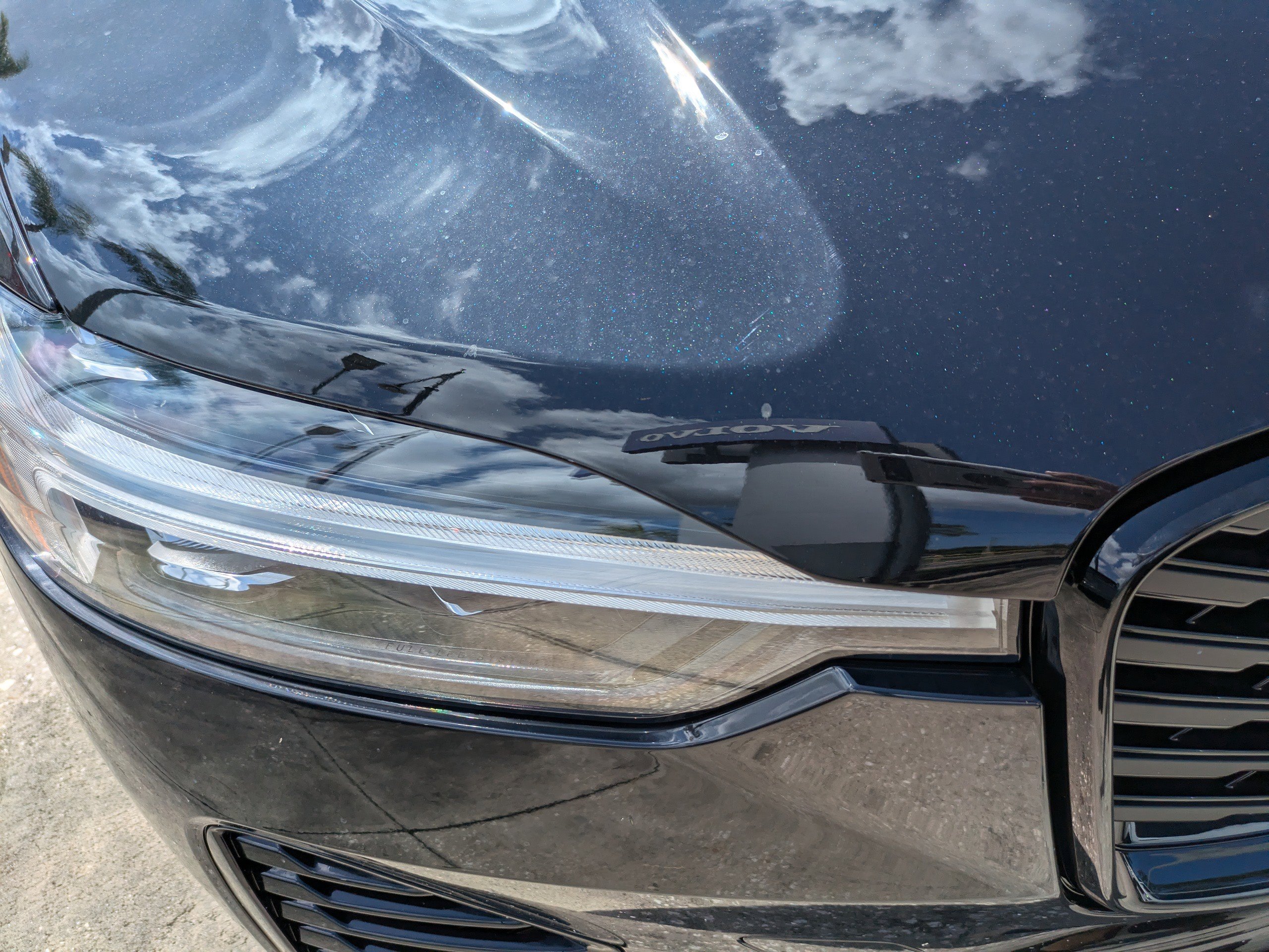 New 2026 Volvo XC60 T8 Core image 10