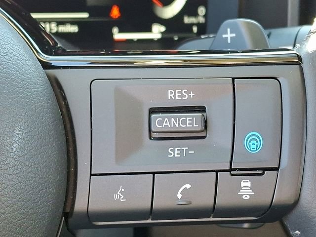 Used 2024 Nissan Rogue SL w/ SL Premium Package image 24