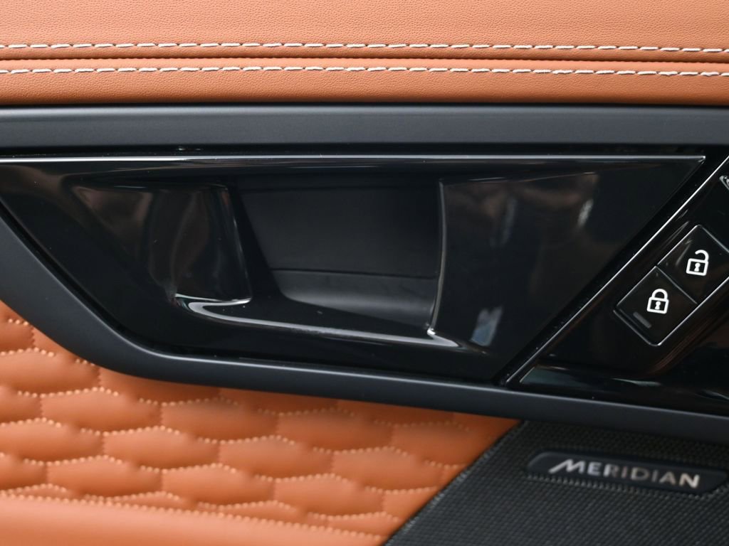 Used 2024 Jaguar F-TYPE R image 14