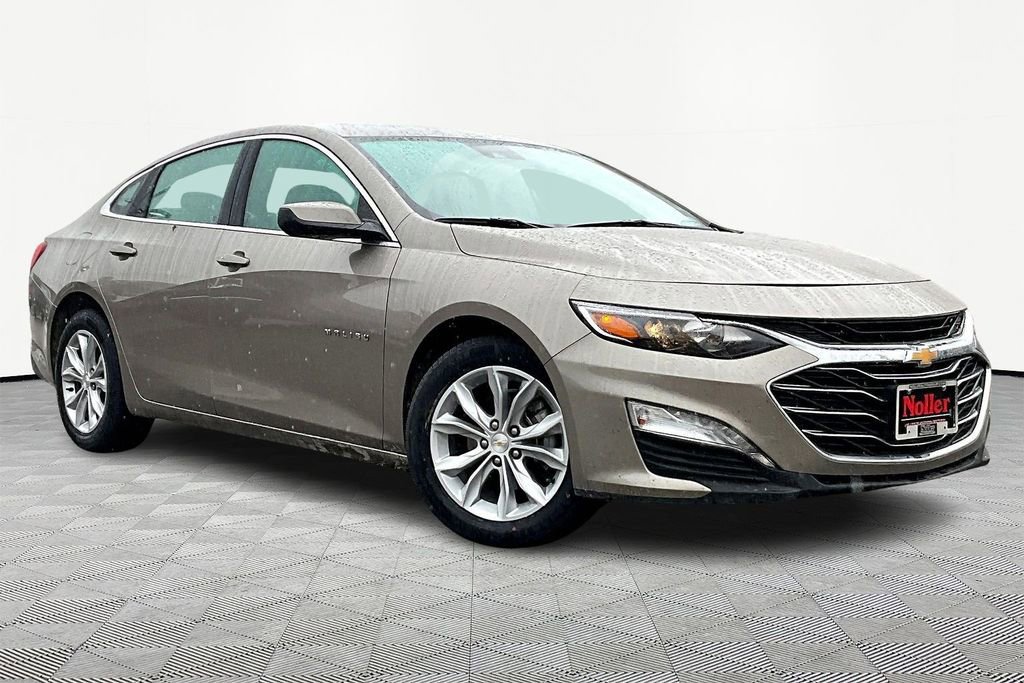 Used 2025 Chevrolet Malibu LT image 12