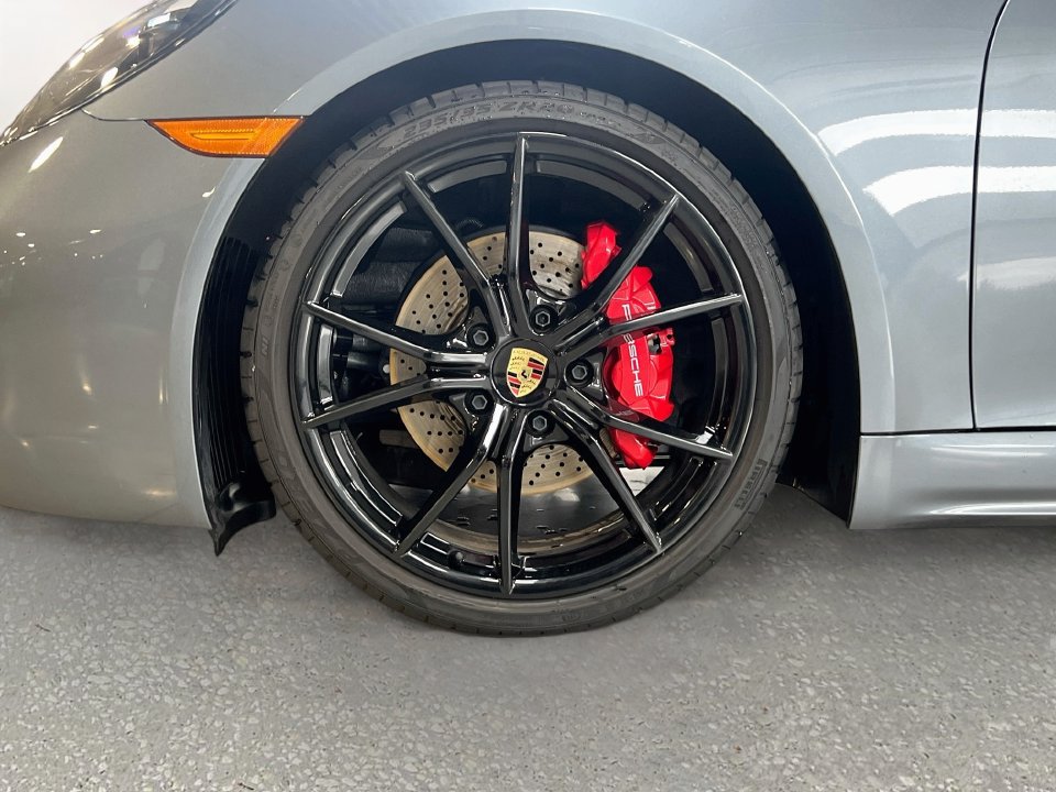 Certified 2025 Porsche 718 Cayman S RWD image 29