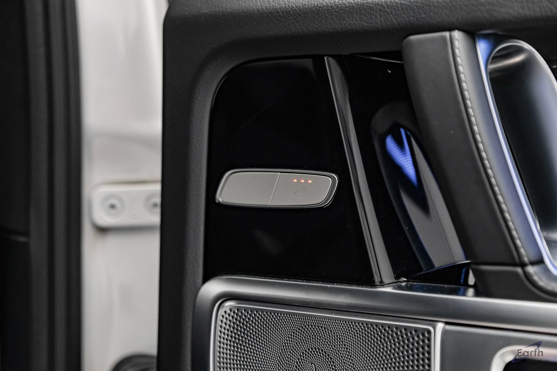 Used 2025 Mercedes-Benz G 550 w/ Exclusive Interior Package image 90