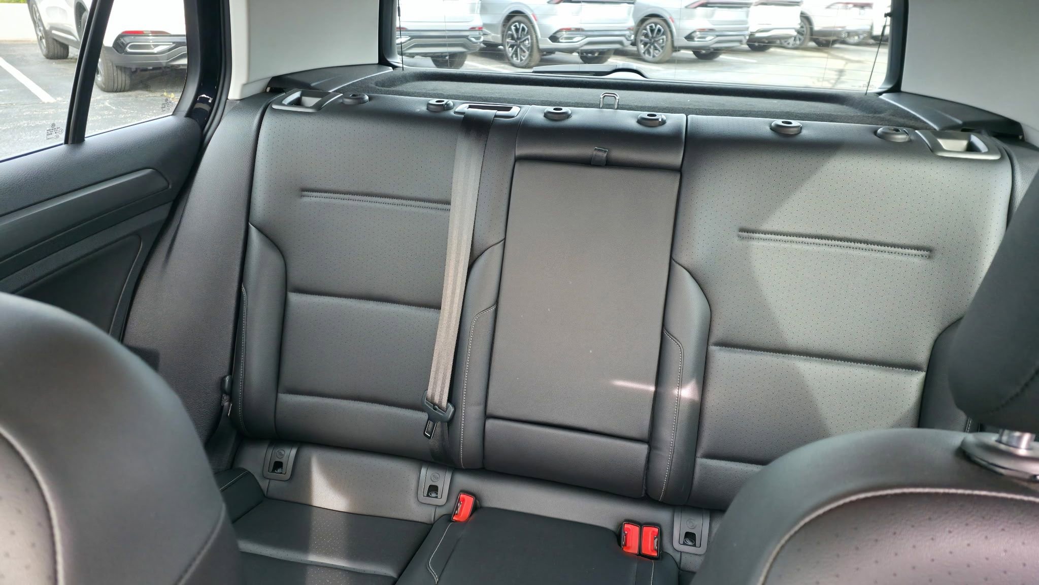 Used 2019 Volkswagen Golf SE image 16