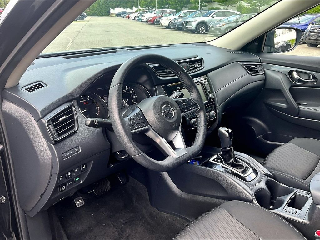 Used 2019 Nissan Rogue SV AWD/4WD image 8