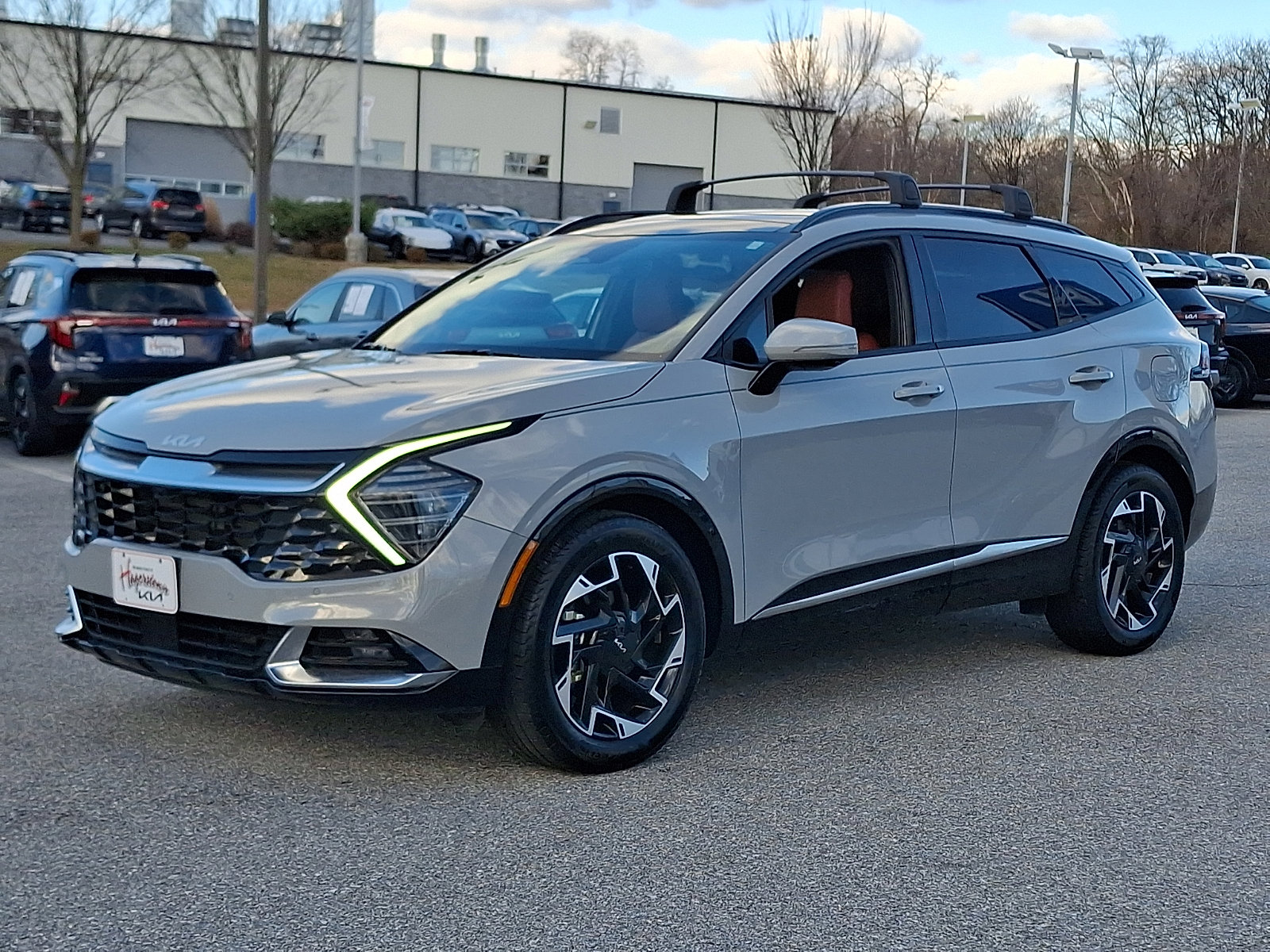 Certified 2025 Kia Sportage SX image 3