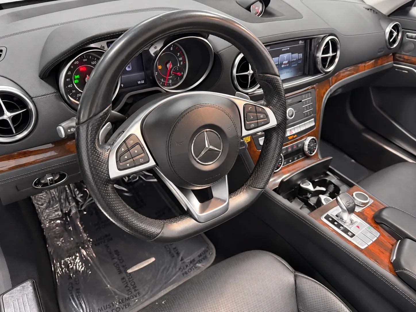 Used 2018 Mercedes-Benz SL 550 image 11