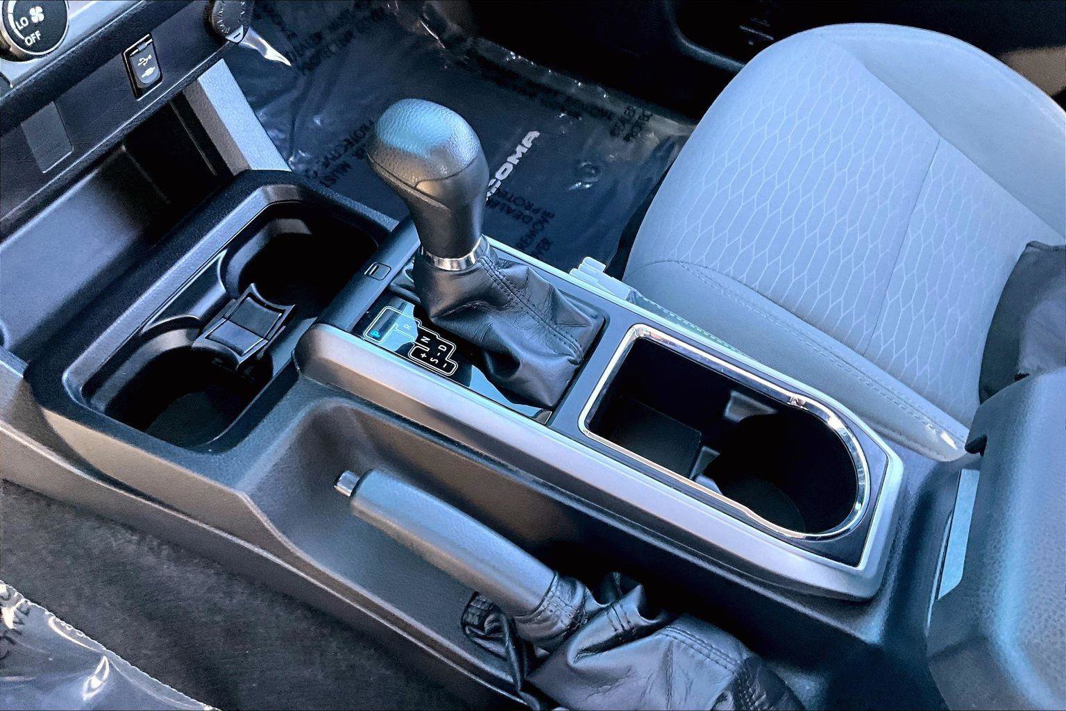 Certified 2019 Toyota Tacoma SR5 image 14