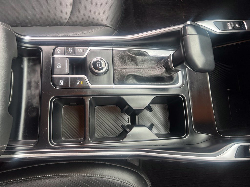 Certified 2024 Kia Sorento S FWD image 22