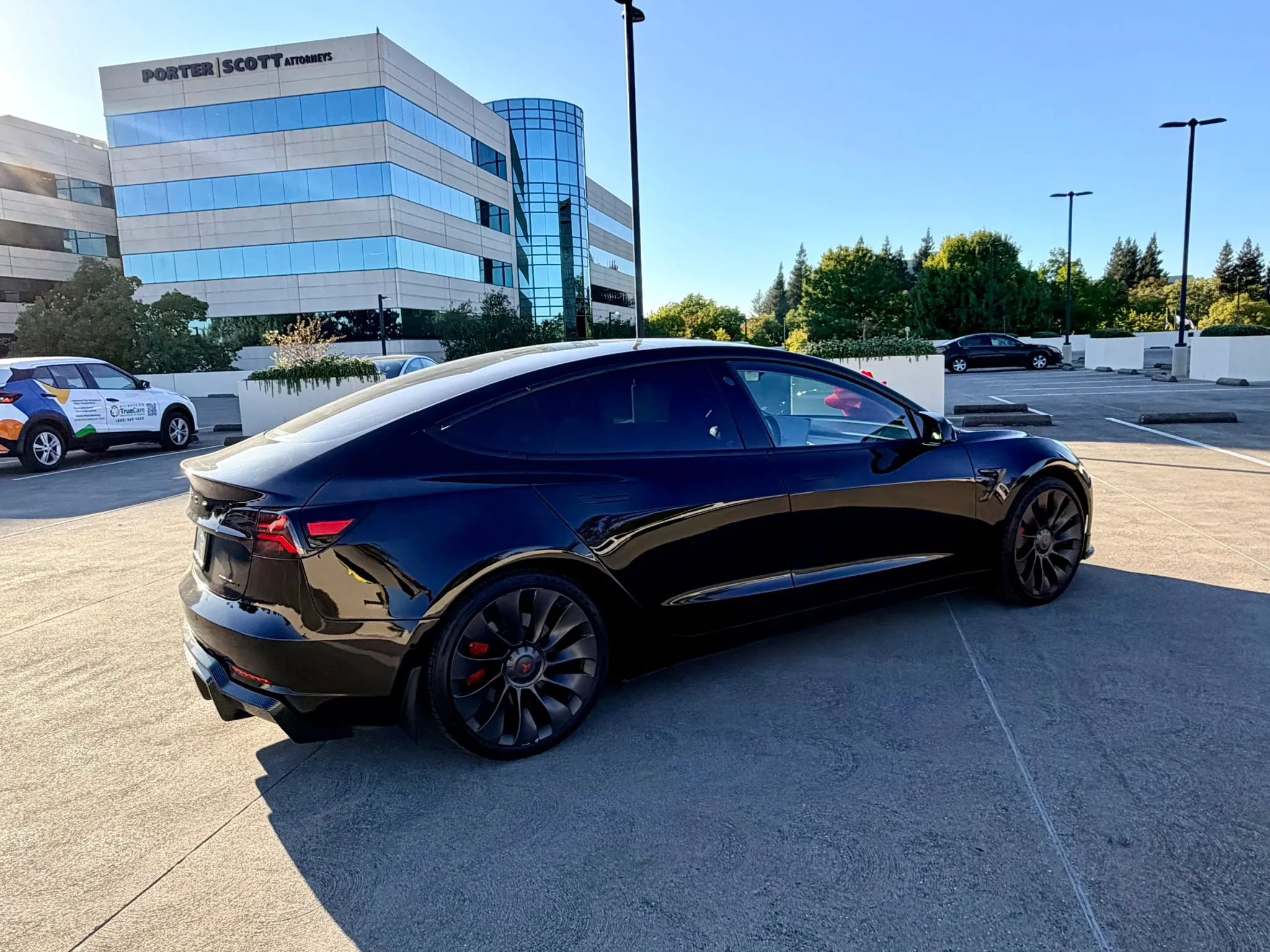 Used 2018 Tesla Model 3 Mid Range RWD image 19
