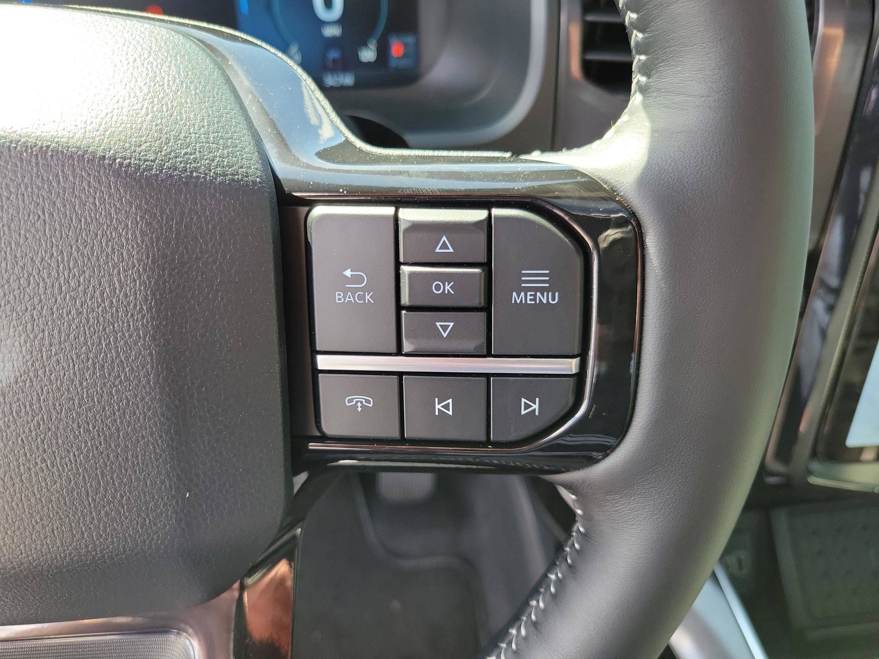 New 2025 Ford F150 Lightning Platinum image 26