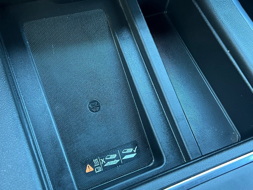 Used 2022 Chevrolet Silverado 1500 High Country w/ Safety Package II image 20