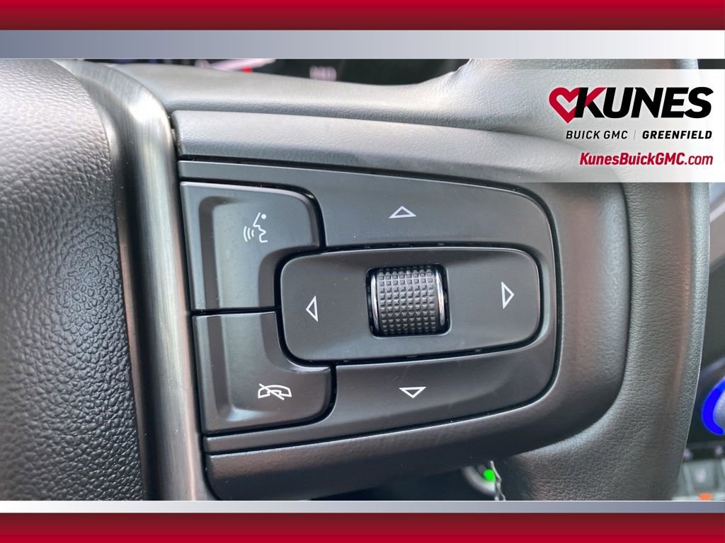 Used 2023 GMC Sierra 3500 Denali w/ Denali Black Diamond Edition image 17