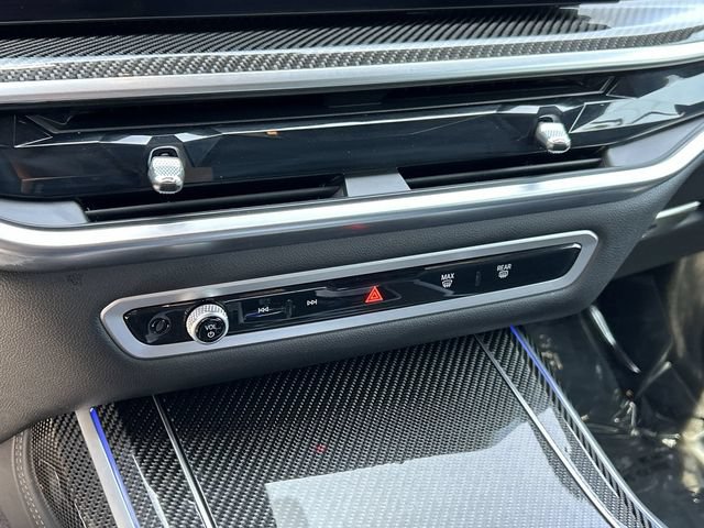 Used 2026 BMW X7 M60i AWD/4WD image 29