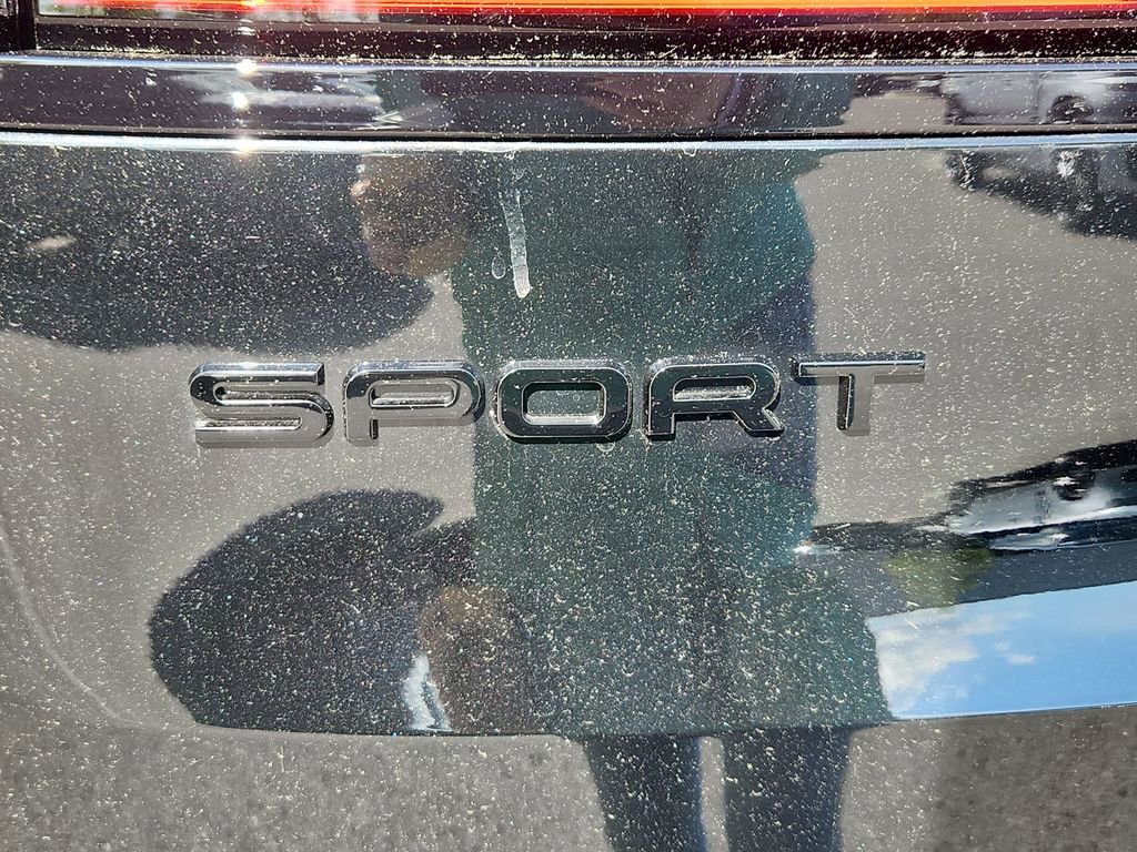 New 2026 Land Rover Range Rover Sport Dynamic SE AWD/4WD image 14