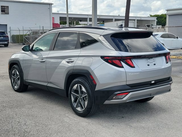 Used 2025 Hyundai Tucson SEL FWD image 5