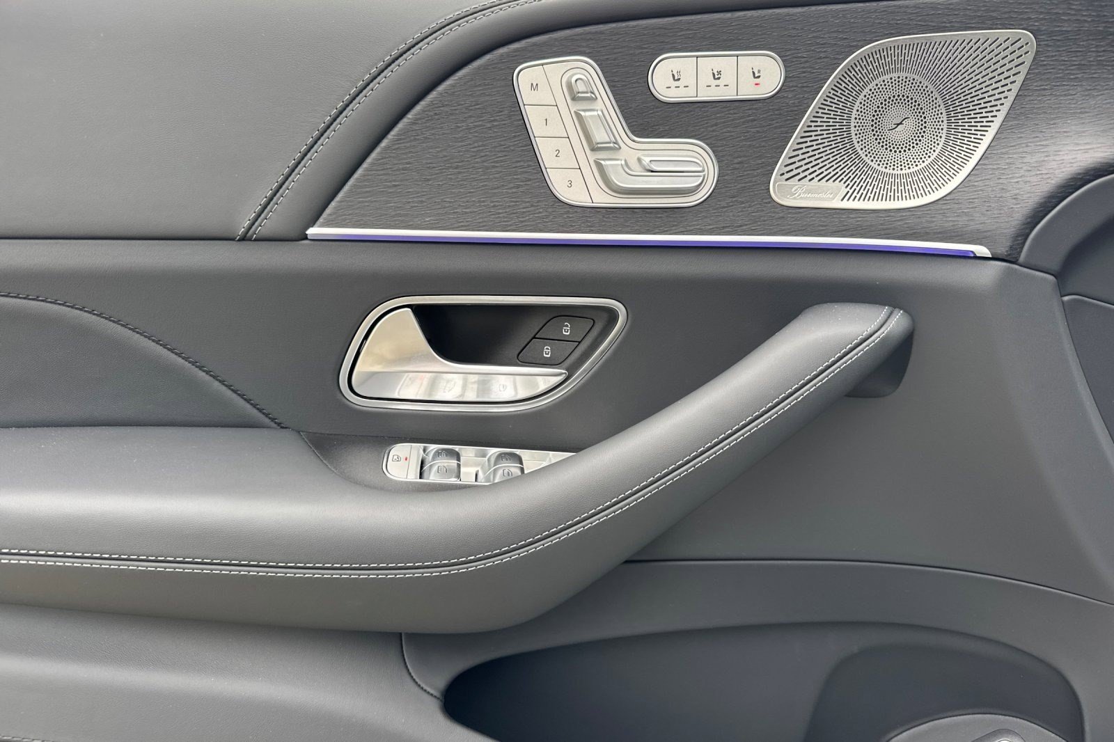 New 2026 Mercedes-Benz Maybach GLS 600 4MATIC image 13