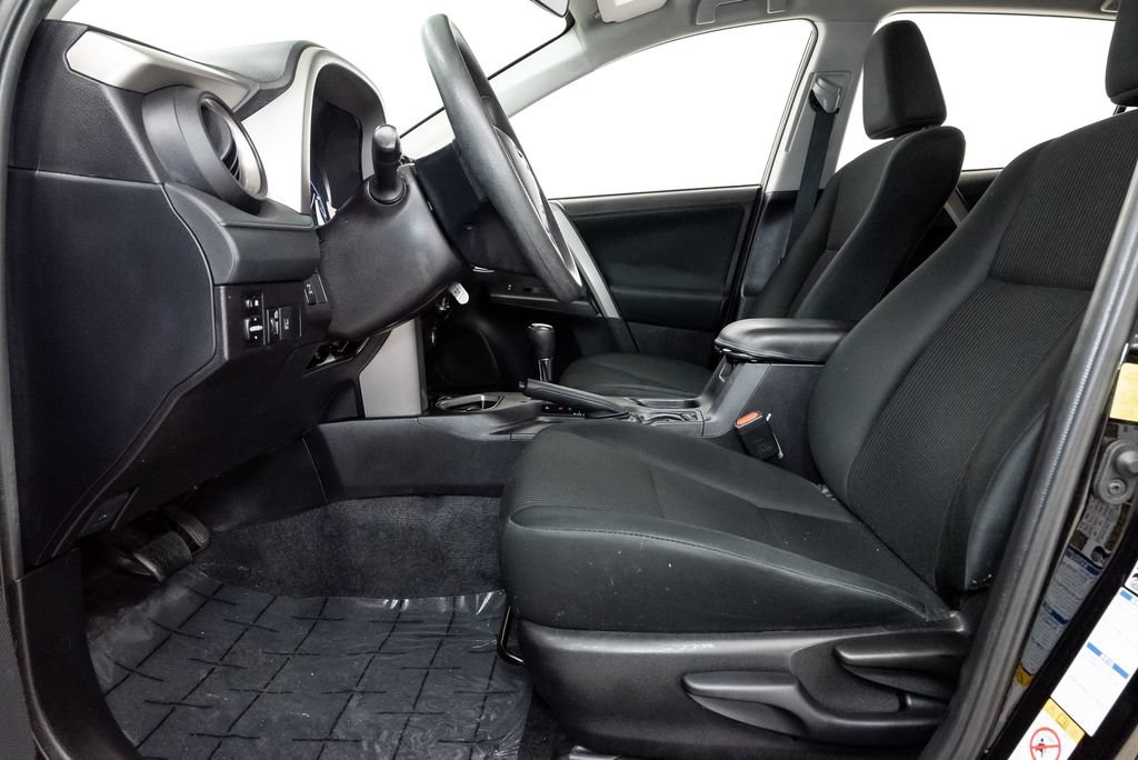 Used 2018 Toyota RAV4 LE w/ All Weather Liner Package AWD/4WD image 12