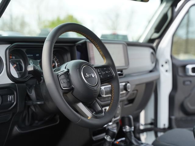 Certified 2024 Jeep Gladiator Sport image 26