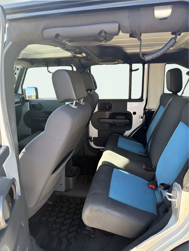 Used 2010 Jeep Wrangler Unlimited Sport AWD/4WD image 11