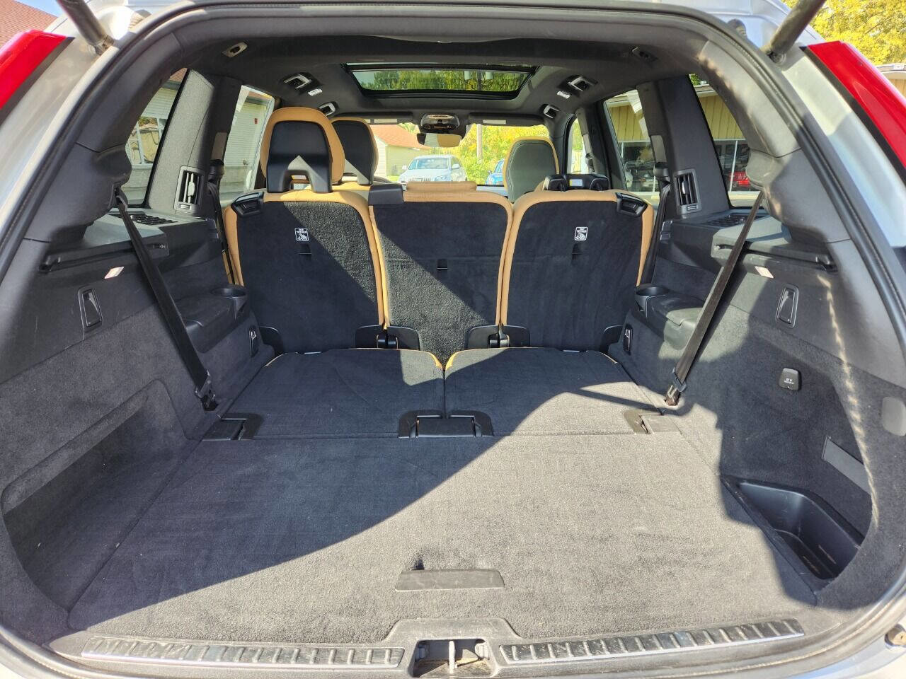 Used 2019 Volvo XC90 T6 Momentum w/ Advanced Package image 6