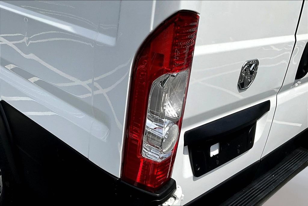 Used 2023 RAM ProMaster 3500 w/ Driver Convenience Group FWD image 18