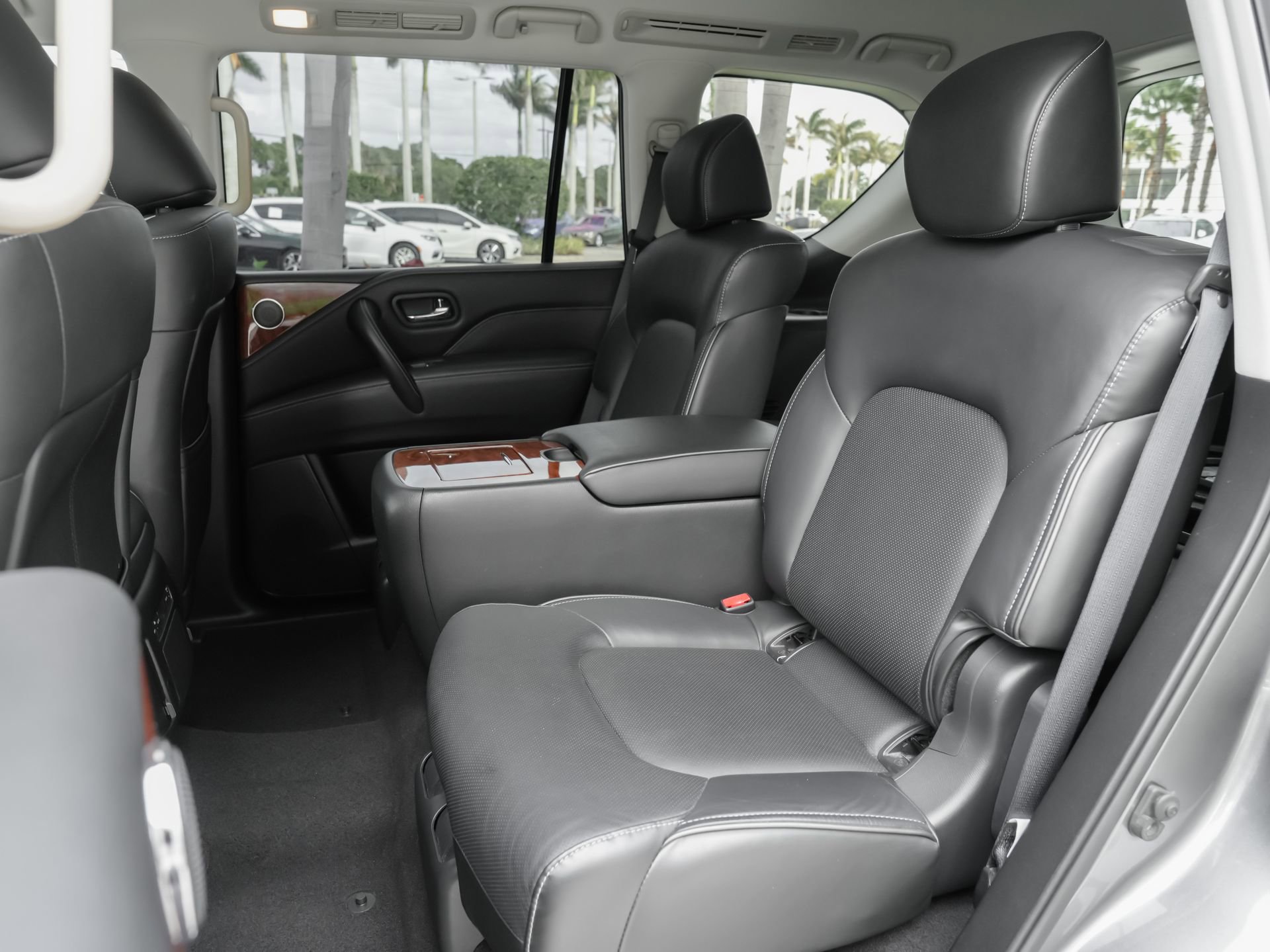Certified 2019 INFINITI QX80 Luxe w/ All-Season Package RWD image 35