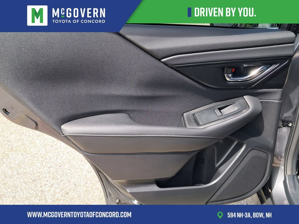Used 2025 Subaru Outback Premium AWD/4WD image 18