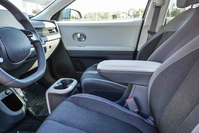 Certified 2024 Hyundai Ioniq 5 SEL RWD image 18