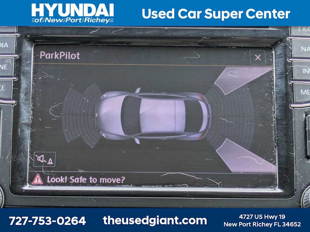 Used 2017 Volkswagen Beetle 1.8T SEL FWD image 25